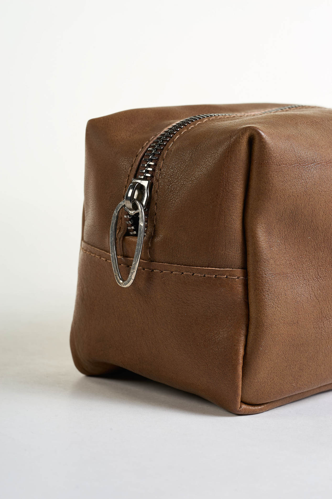 daniele basta leather and silver bags - DETAIL